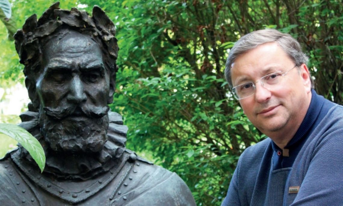 O escritor português João Morgado falou sobre os 500 anos de Camões