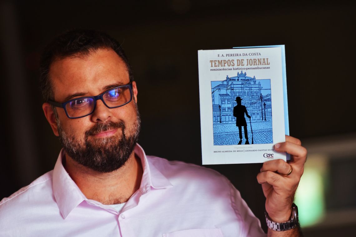 O organizador da obra, Bruno Almeida de Melo