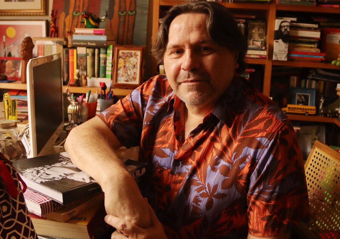 Marcelino Freire está na final do Prêmio São Paulo e é semifinalista do Prêmio Jabuti pelo romance 