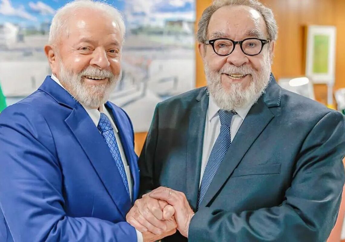 Presidente Lula recebe o jornalista e escritor Fernando Morais, no Palácio do Planalto 